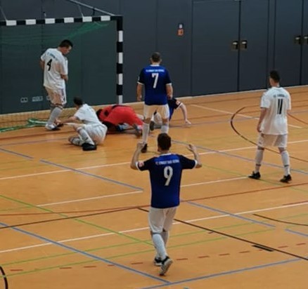 FC Einheit zieht souverän in Hallenlandesfinalrunde ein